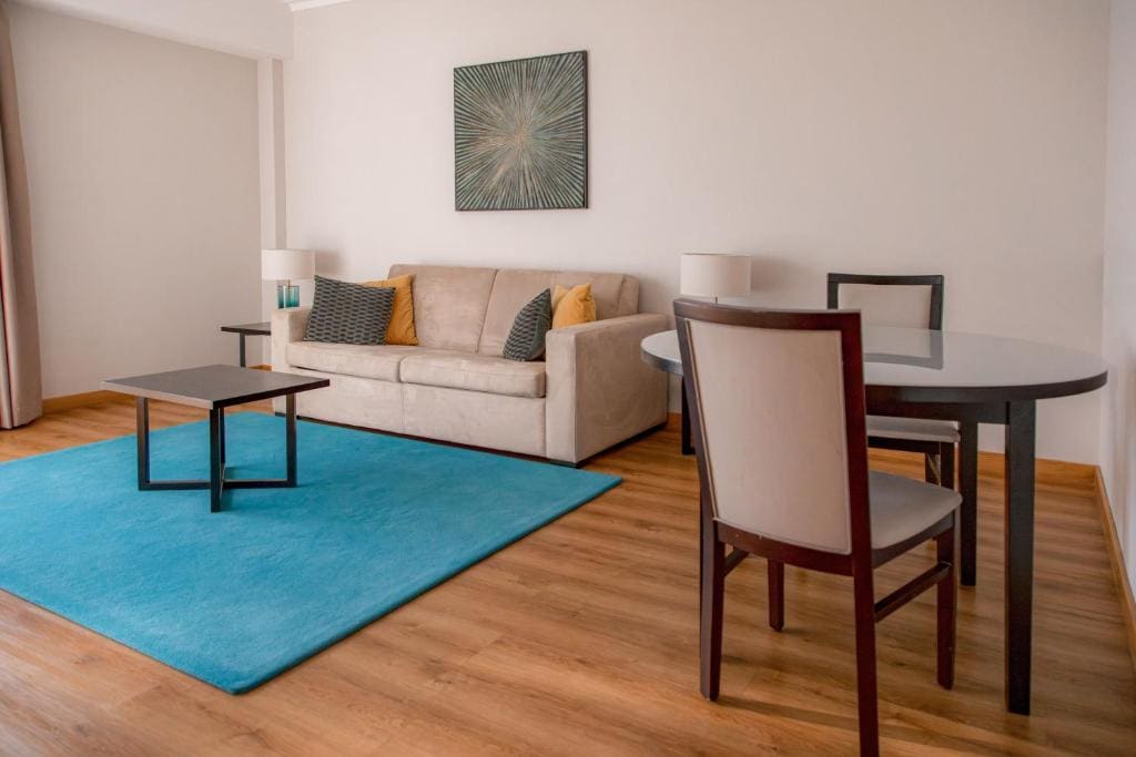 Suite room - Image 2