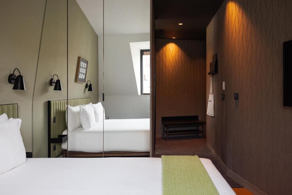 Small Double Room room - Image 1