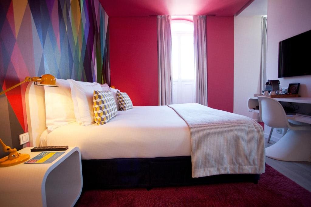 Suite with Rossio Square View room - Image 2