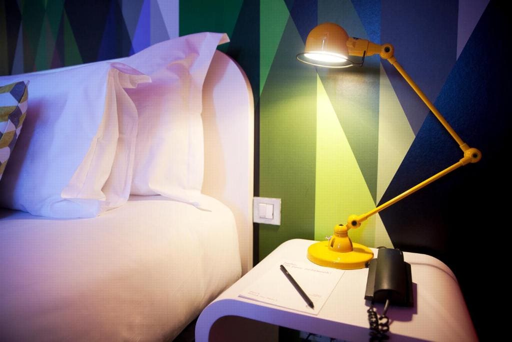 Standard Double or Twin Room with Interior view room - Image 3