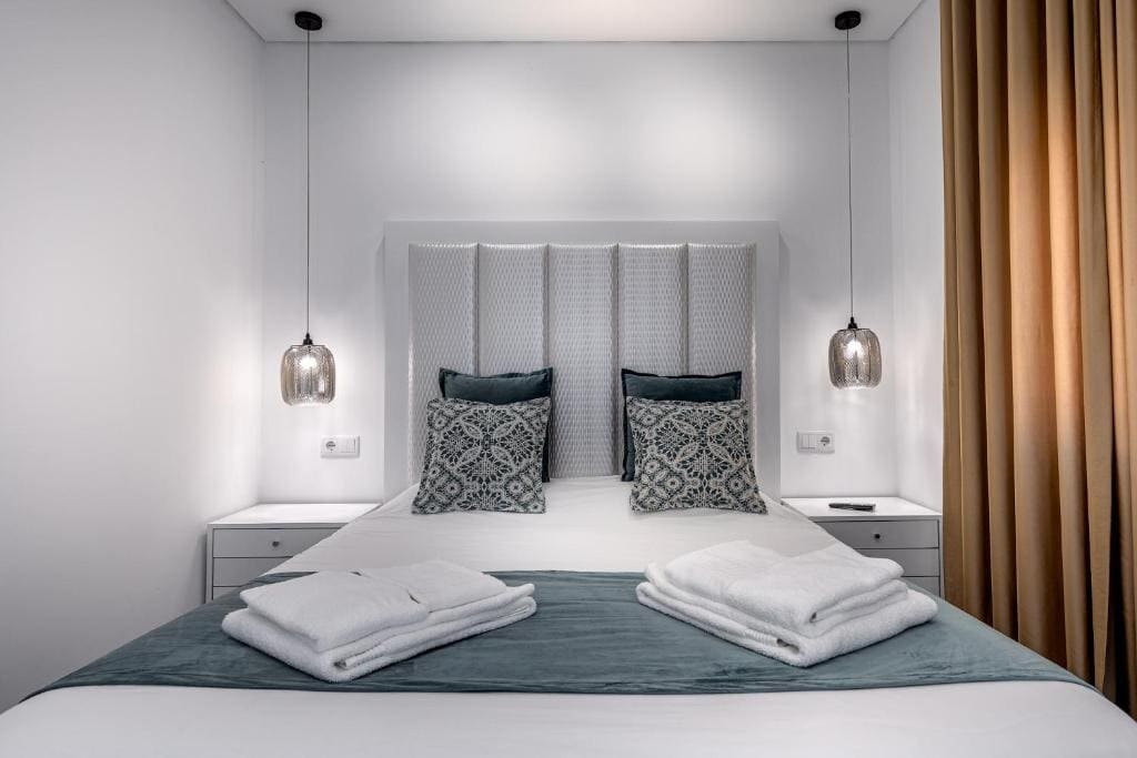Small Double Room room - Image 2