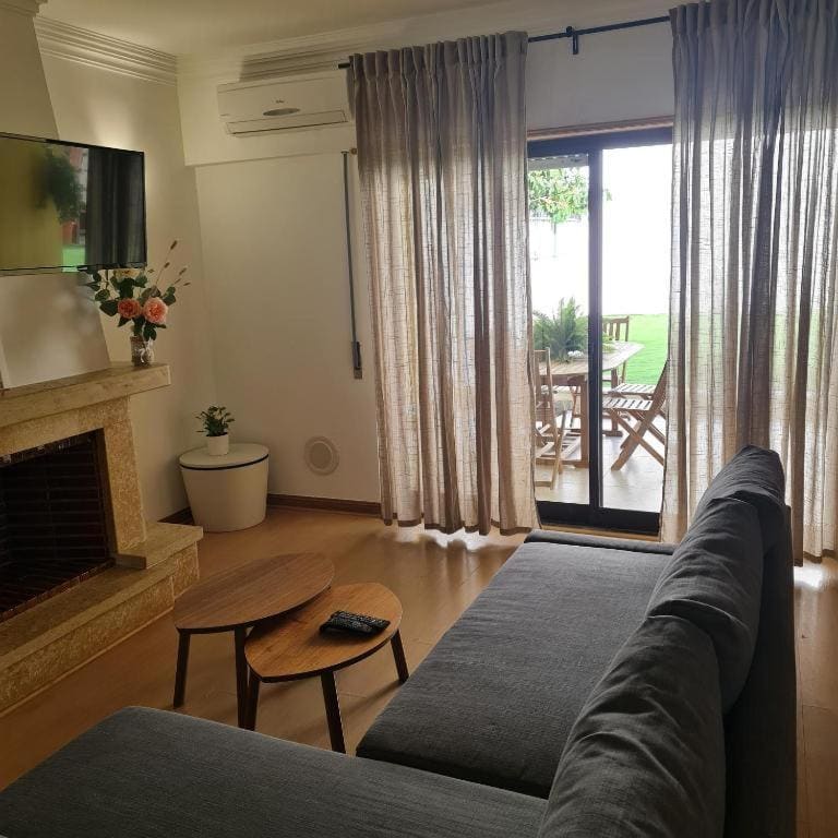 Family Room with Sea View room - Image 2