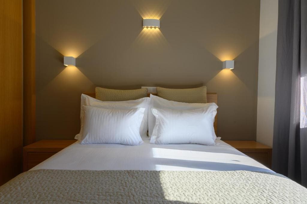 One-Bedroom Villa room - Image 2