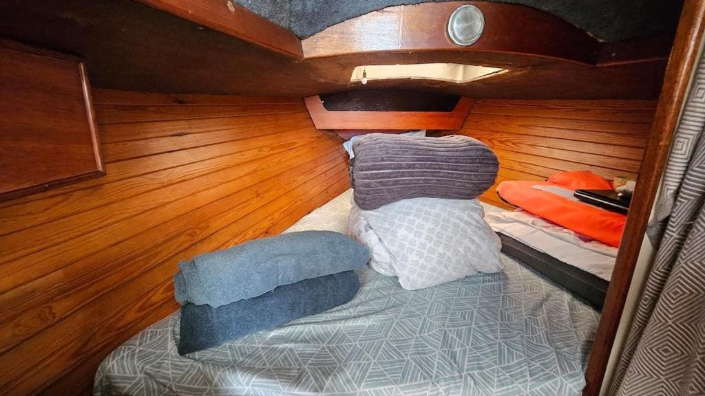 Mobile Home room - Image 2