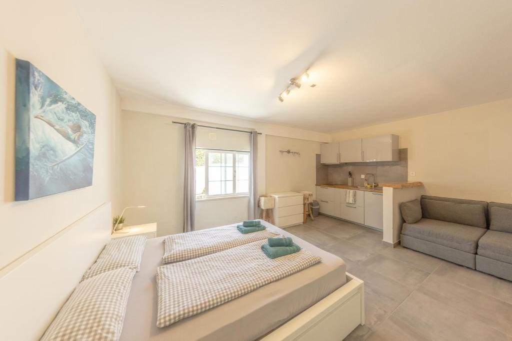 Apartment - Ground Floor room - Image 1