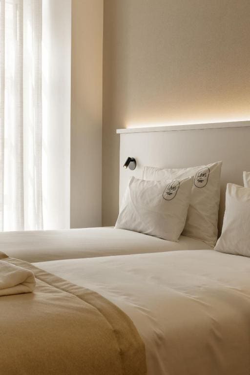 Double or Twin Room with Balcony room - Image 1