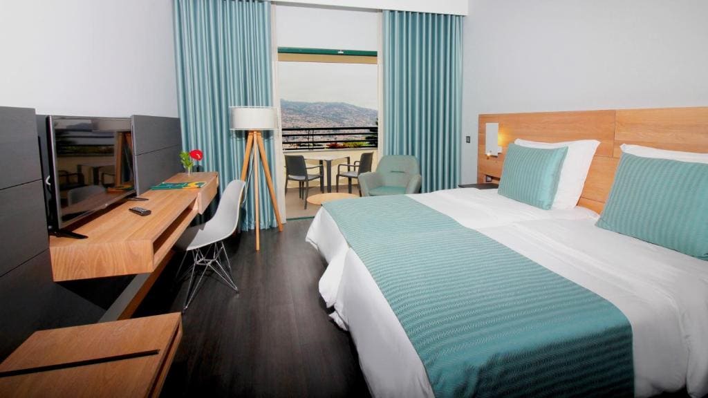 Superior Double or Twin Room with Sea View room - Image 1