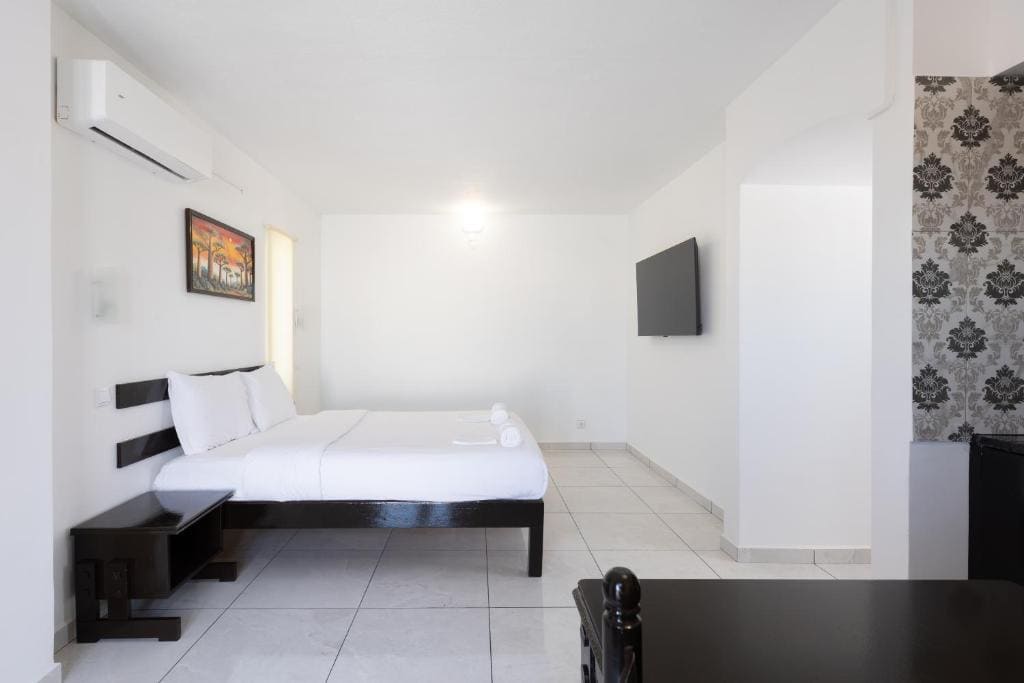 Deluxe Studio room - Image 1