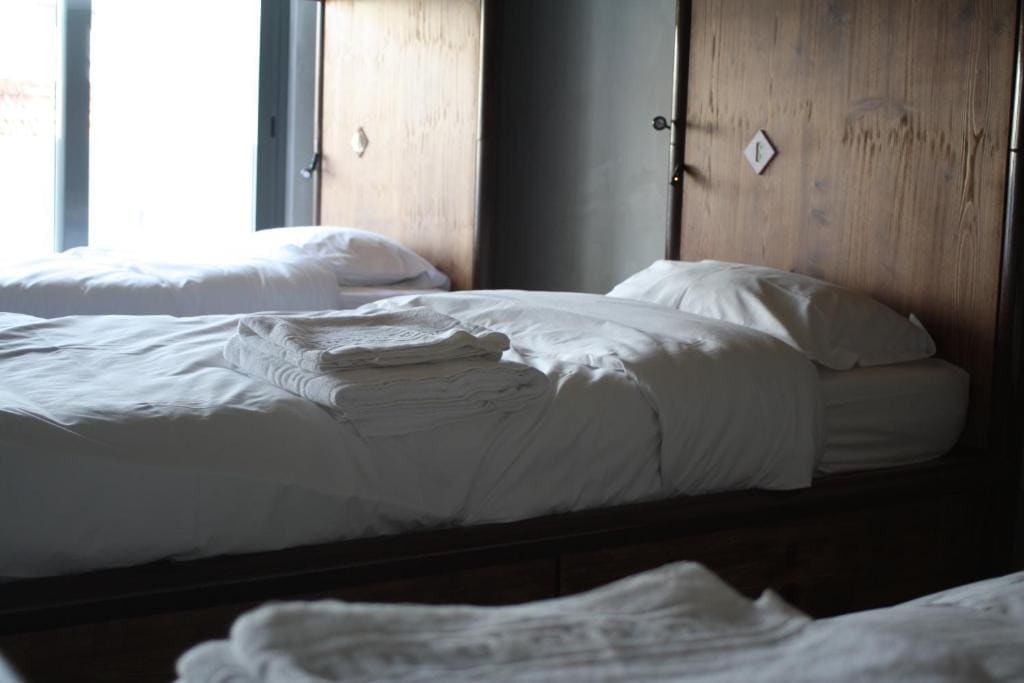 Bed in 8-Bed Mixed Dormitory Room room - Image 2