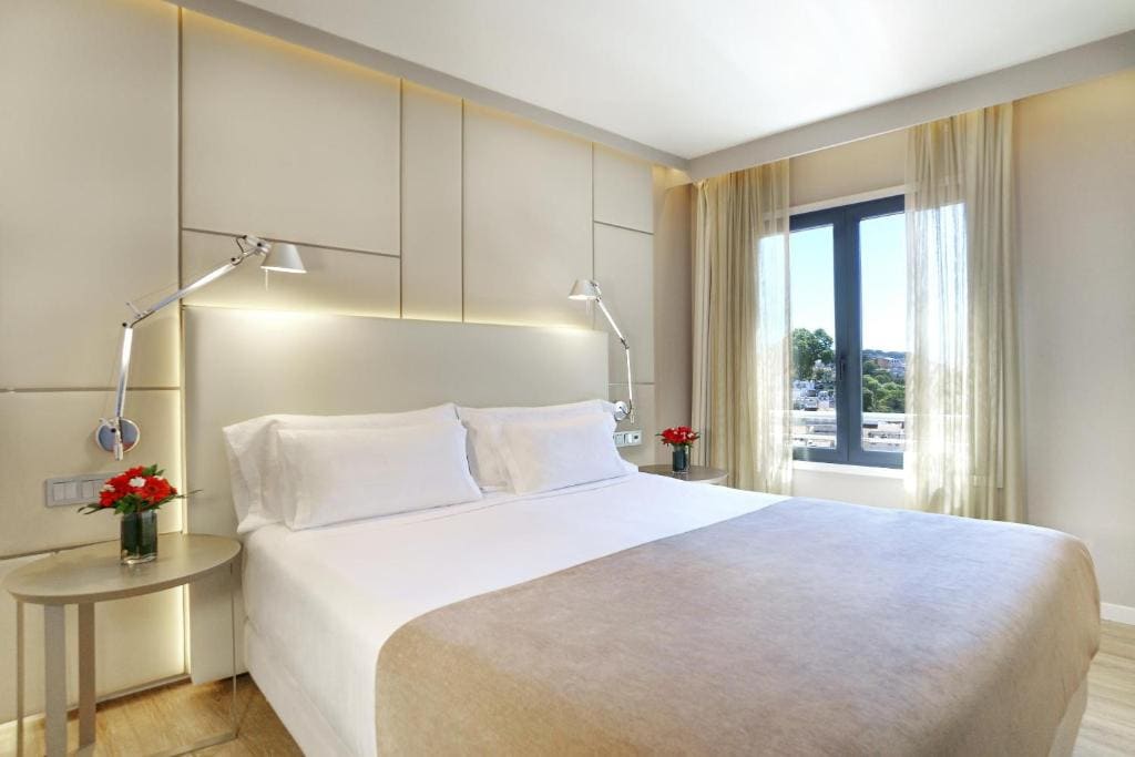 Suite with View and Terrace room - Image 2