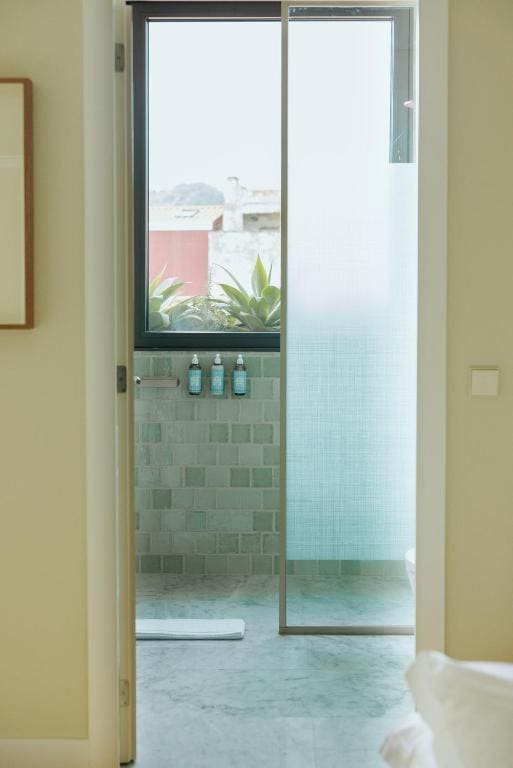 Superior Double Room room - Image 2