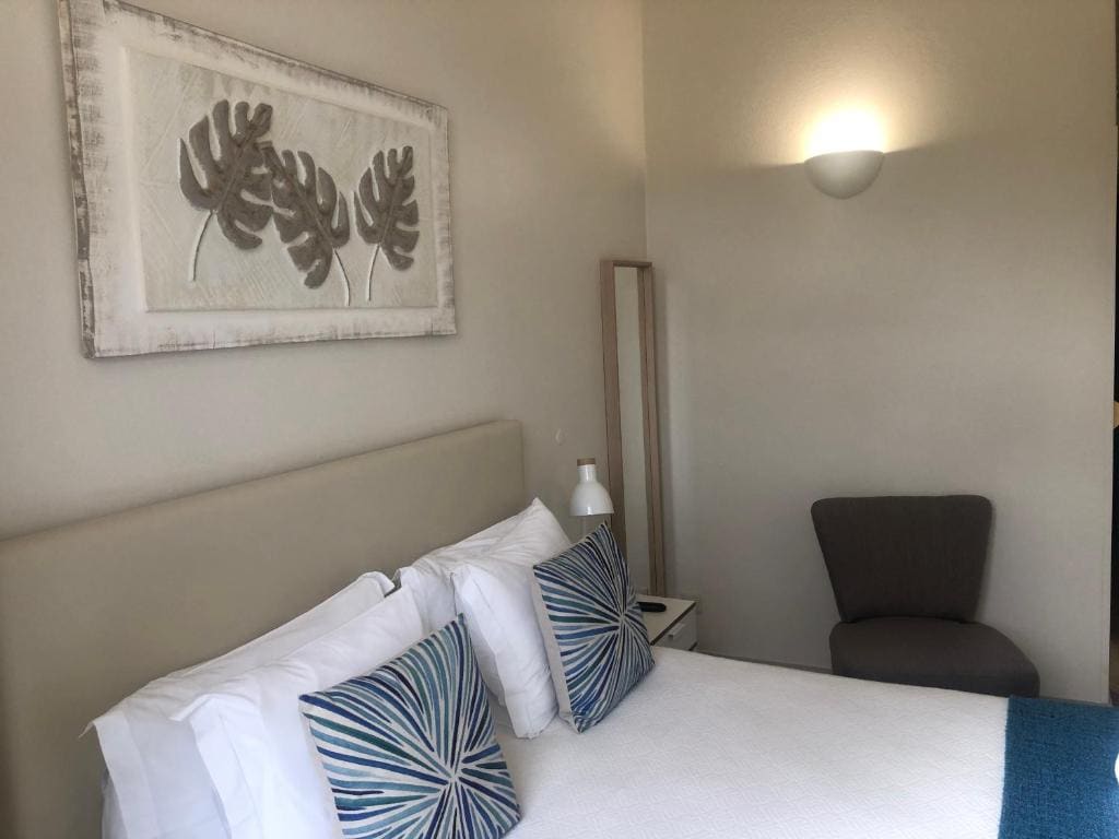 Small Double Room room - Image 1