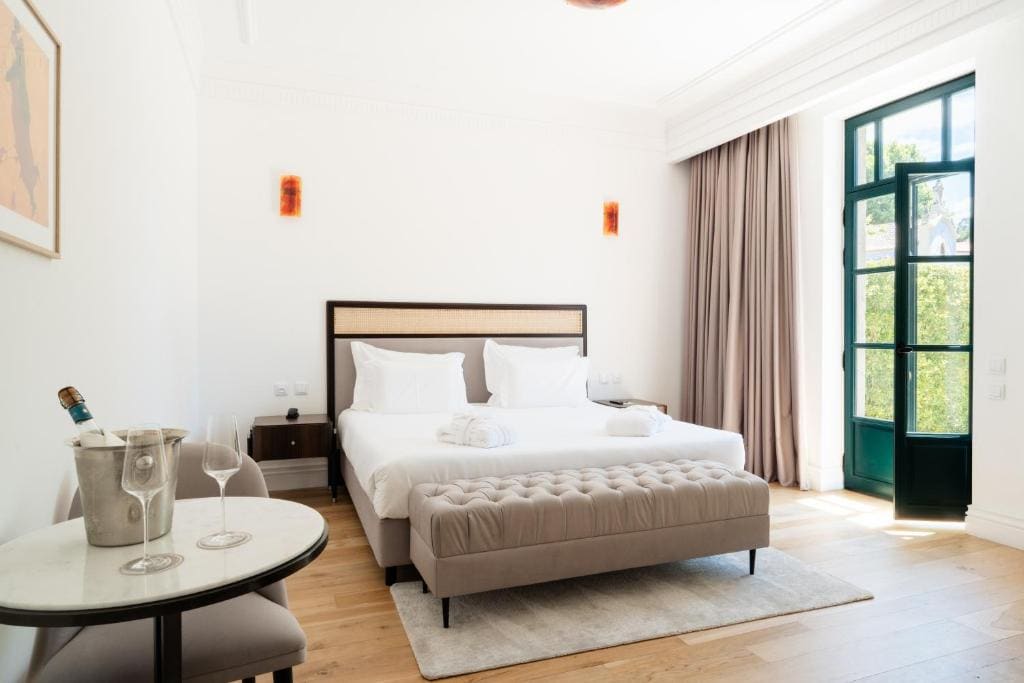 Double or Twin Room with Terrace room - Image 3