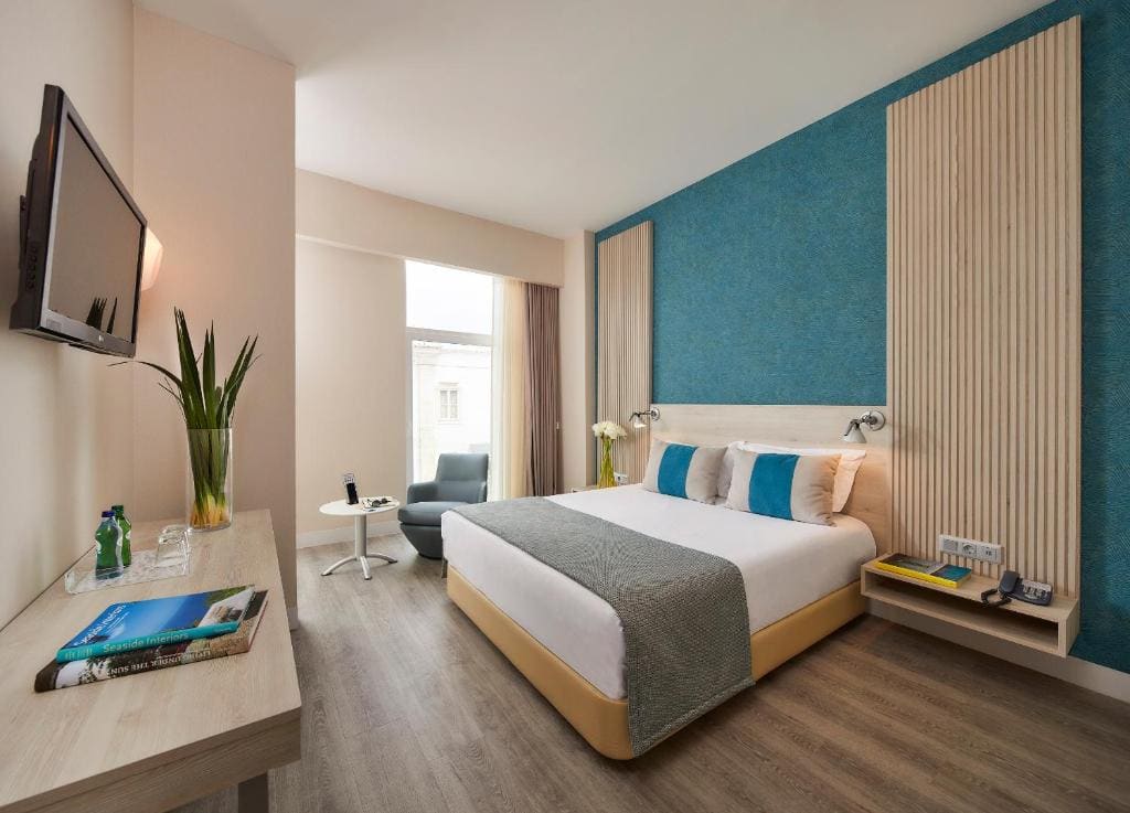 Suite room - Image 1