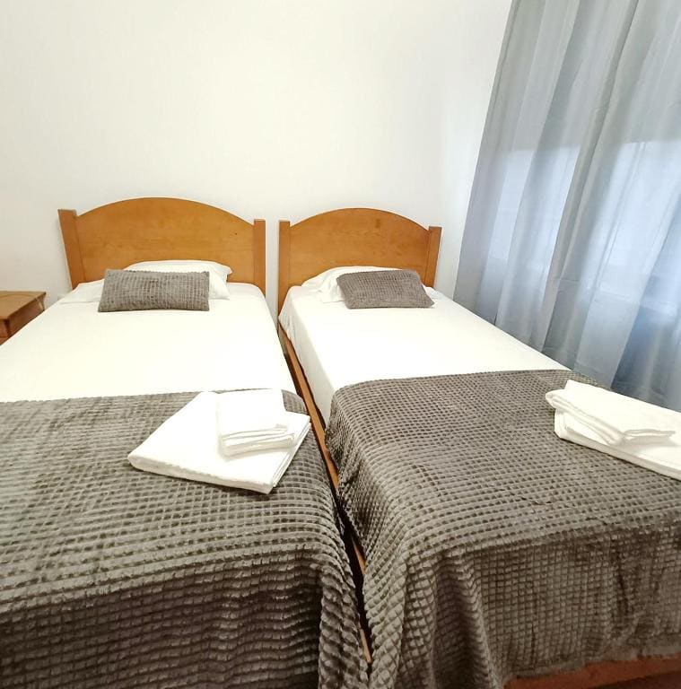 Twin Room room - Image 2