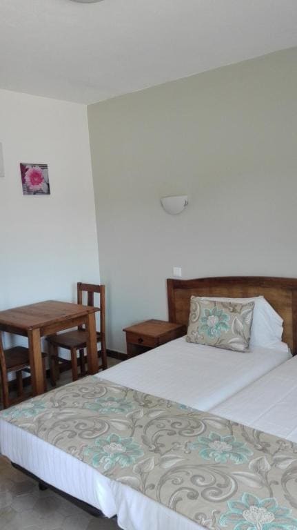 Double or Twin Room room - Image 1