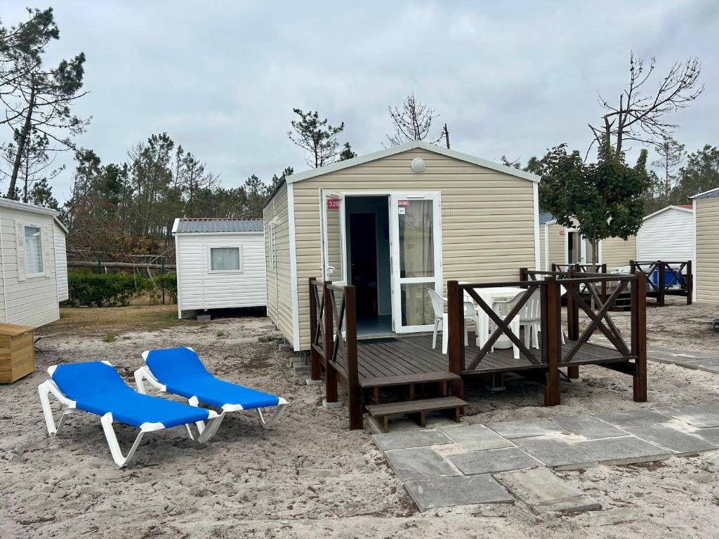 Mobile Home room - Image 3