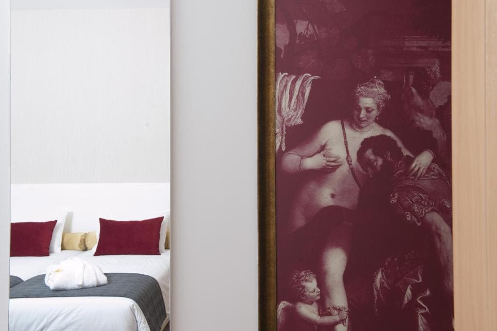 Twin Room with Balcony room - Image 2