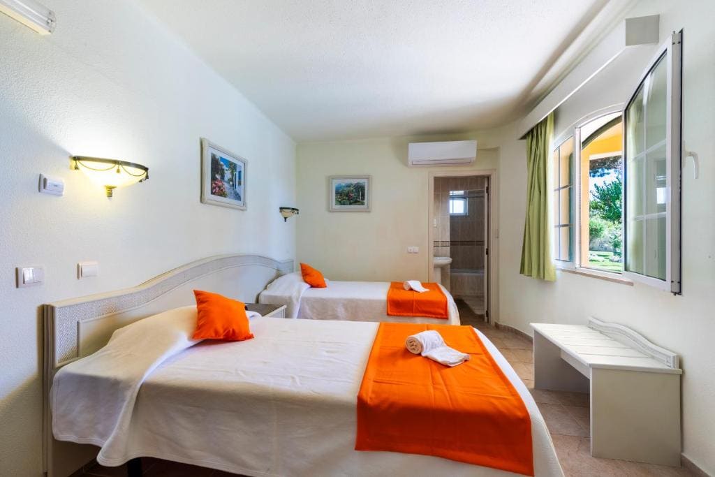 Double or Twin Room room - Image 3
