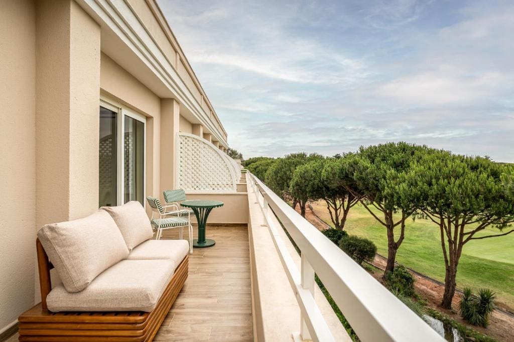 Signature Suite room - Image 2