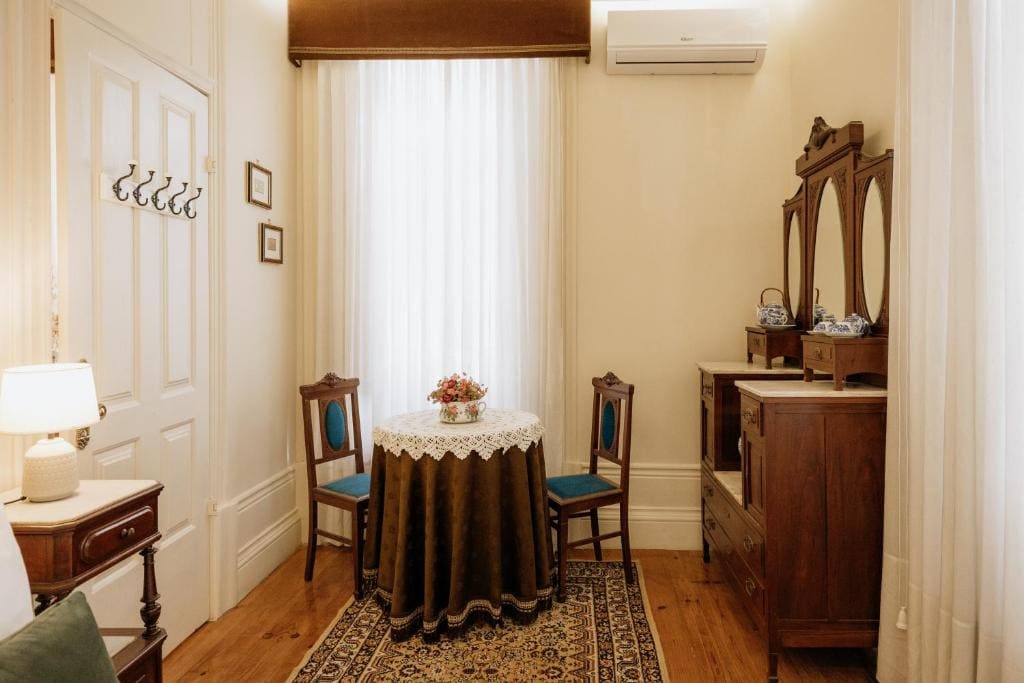 Superior King Suite room - Image 2