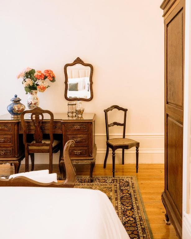 King Room with Balcony room - Image 3