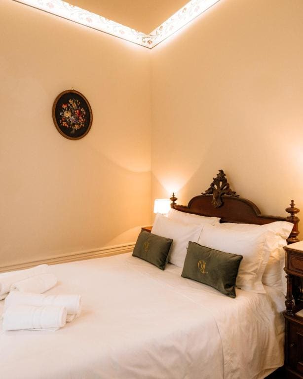 Deluxe Suite room - Image 3