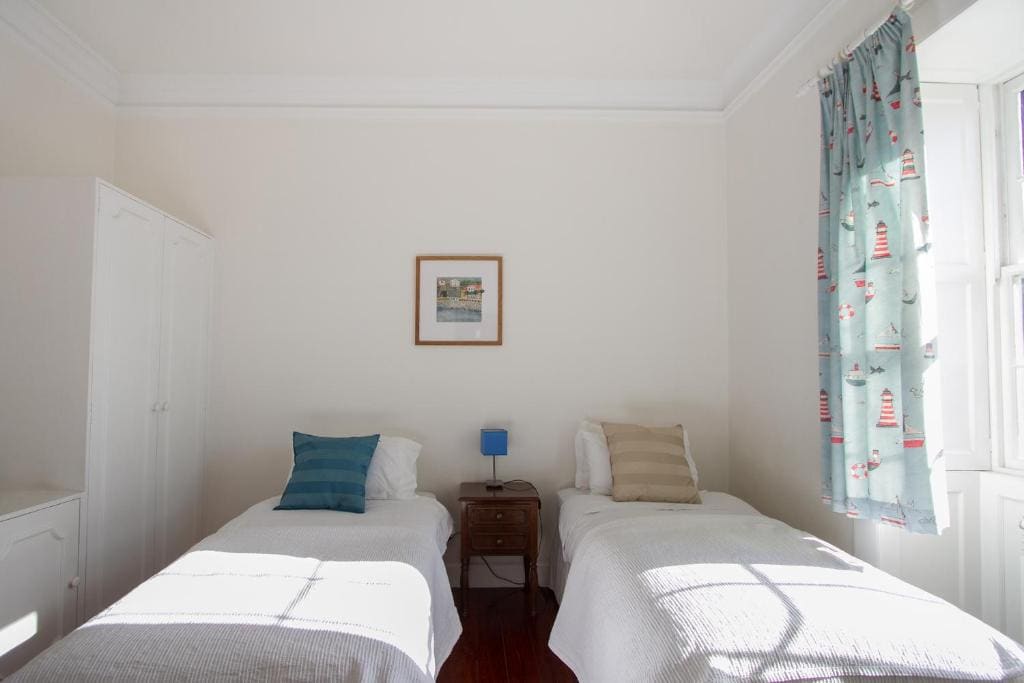 Family Room with Private Bathroom room - Image 2
