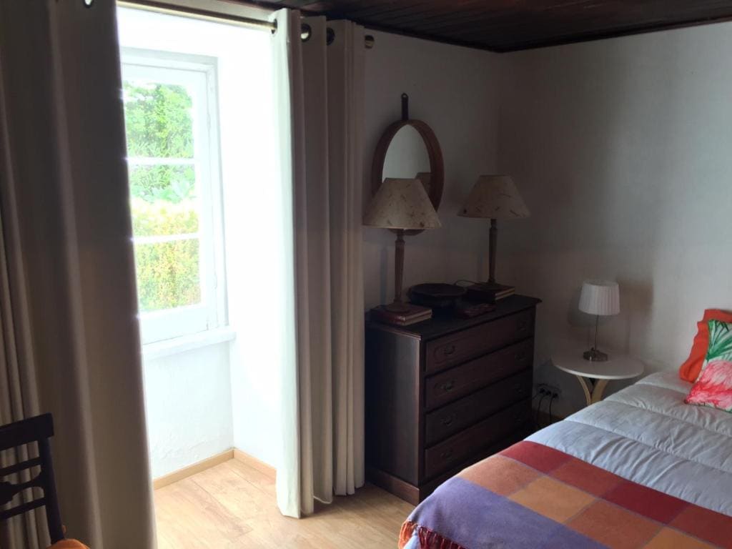 Double or Twin Room with Shared Bathroom room - Image 3
