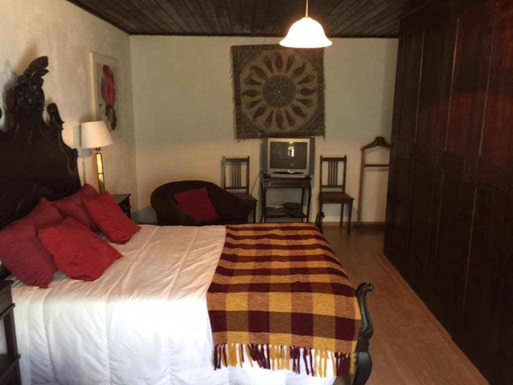 Standard Double Room with Shared Bathroom room - Image 1