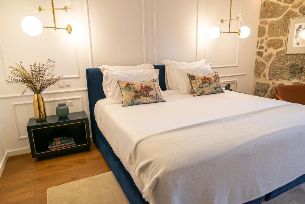 Junior Suite with Balcony room - Image 2
