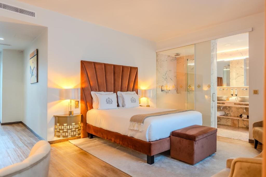Deluxe Double Room room - Image 1