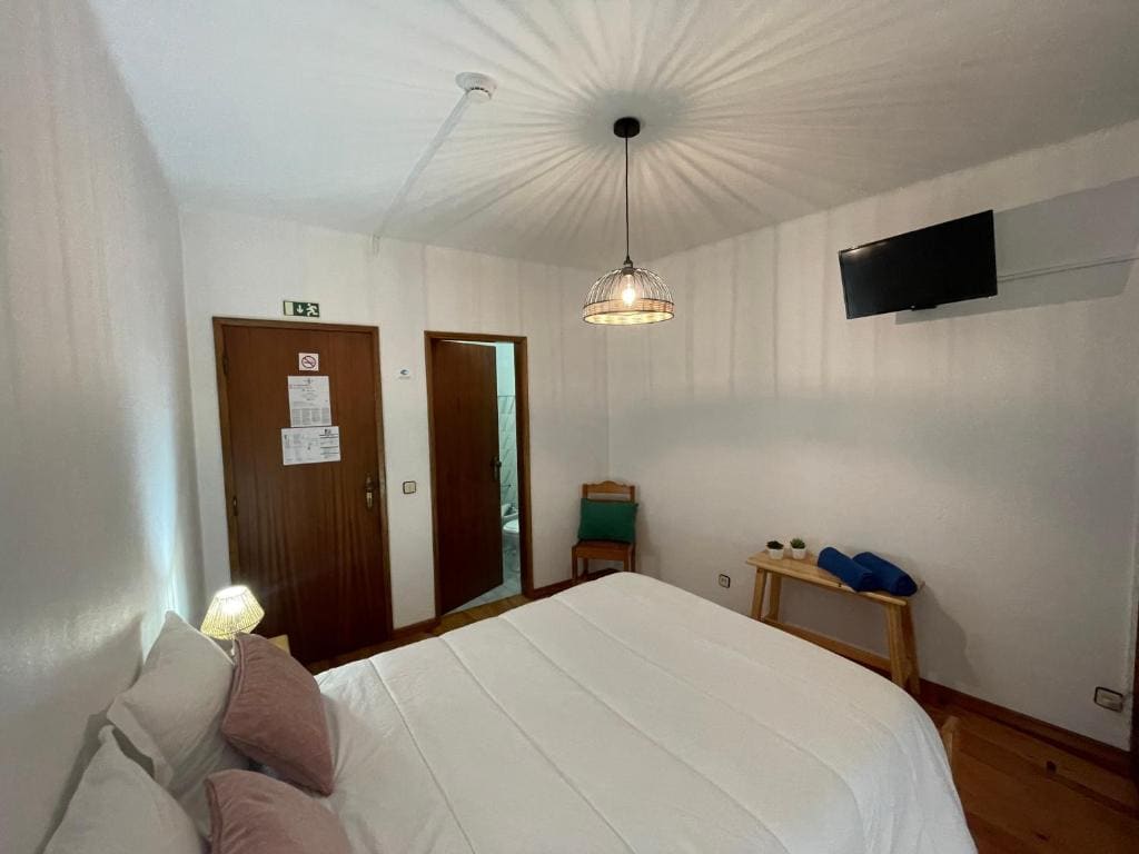 Deluxe Double Room with Balcony room - Image 1