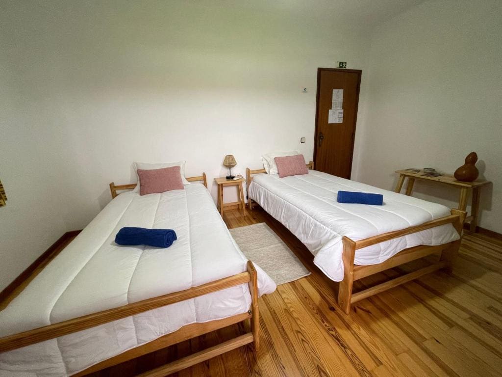 Deluxe Double Room with Balcony room - Image 3