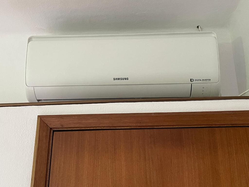 Large Double or Twin Room room - Image 1