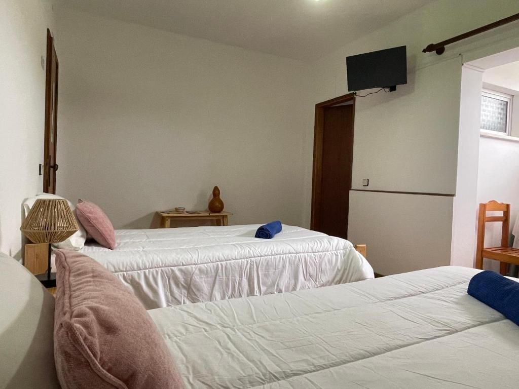 Triple Room with Bathroom room - Image 2