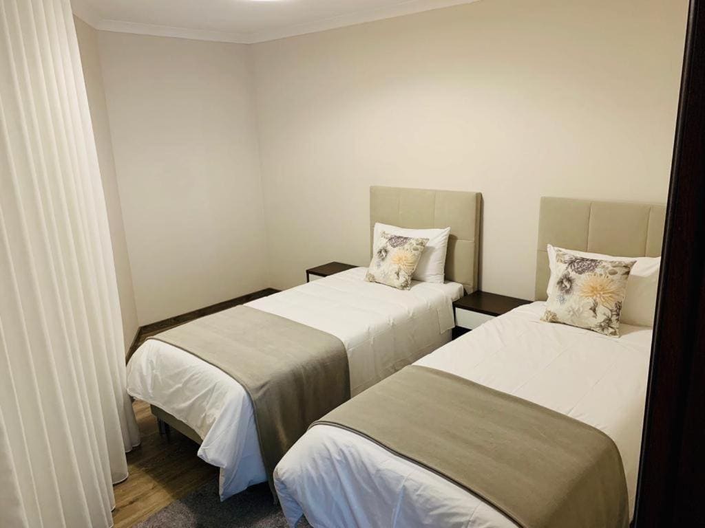 Twin Room room - Image 2