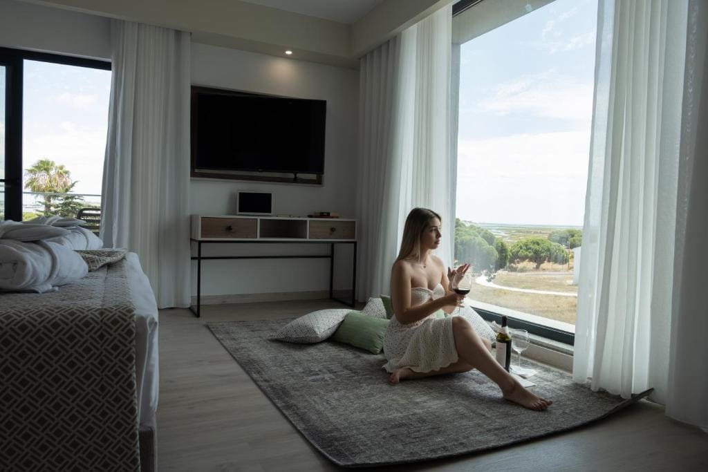 Deluxe Double or Twin Room with River View room - Image 3
