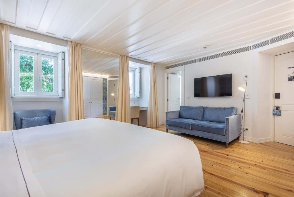 Superior King Room room - Image 1