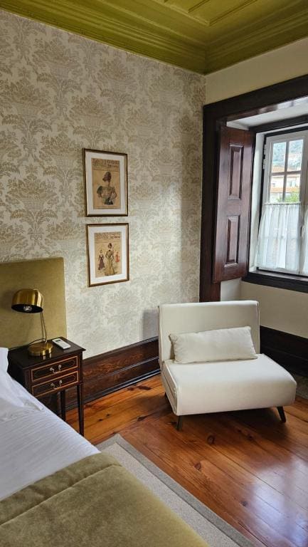 Deluxe Triple Room room - Image 1