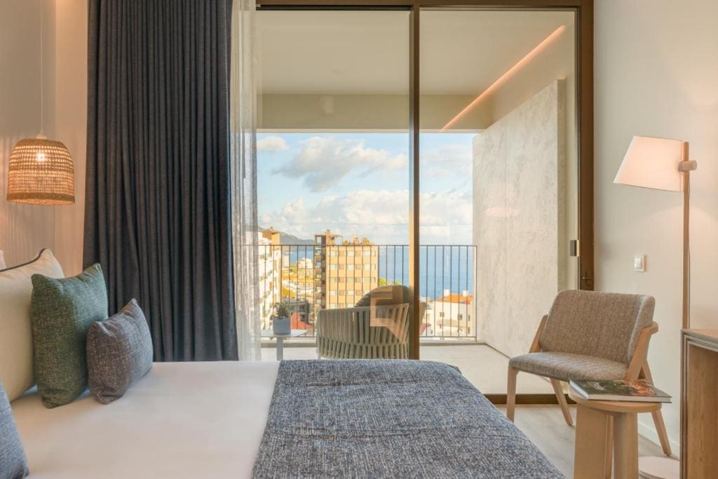 Double Room with Sea View room - Image 1
