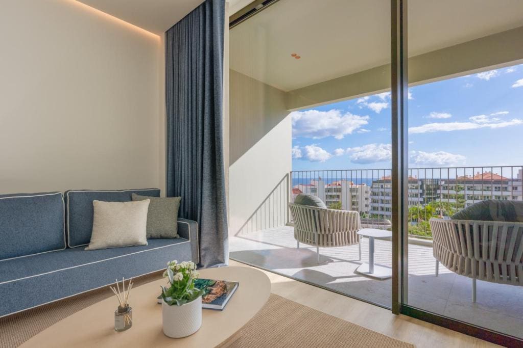 Suite room - Image 1