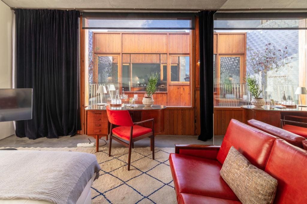 Deluxe Double Room inner Courtyard View room - Image 3