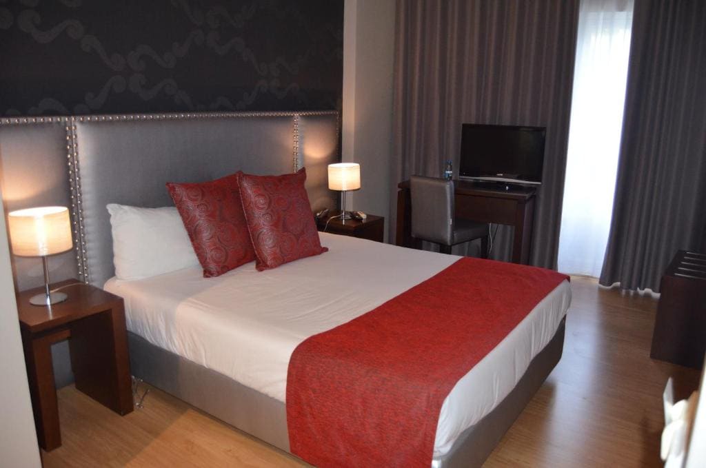 Double or Twin Room room - Image 2