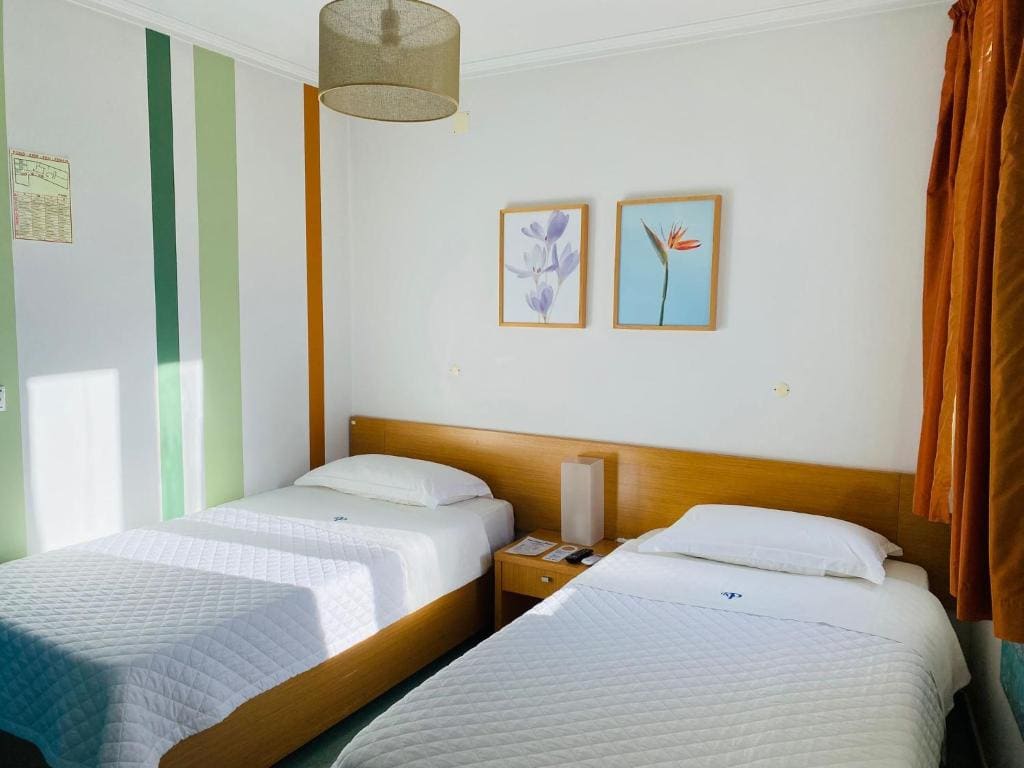 Twin Room - Disability Access room - Image 1