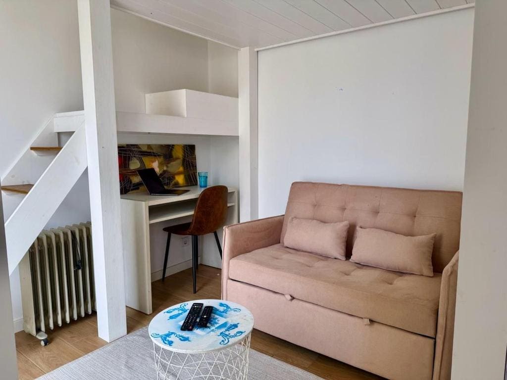 Studio room - Image 2