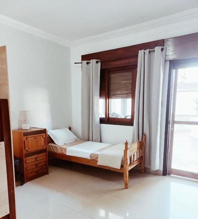 Mixed Dormitory Room room - Image 3