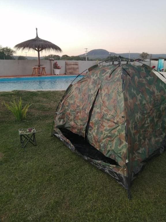 Tent room - Image 1
