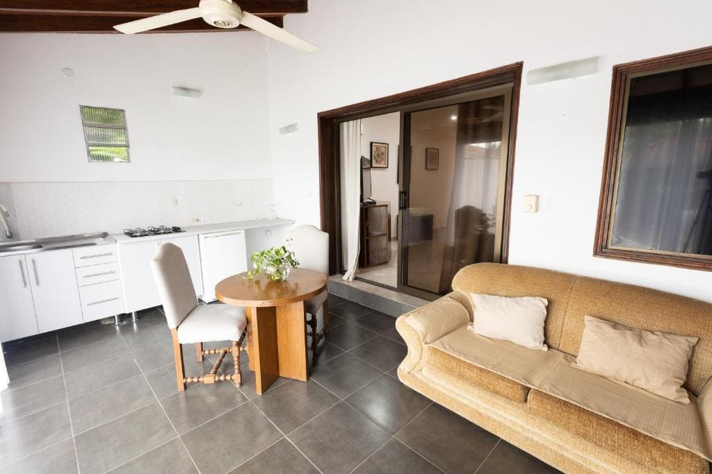 King Suite with Pool View room - Image 3