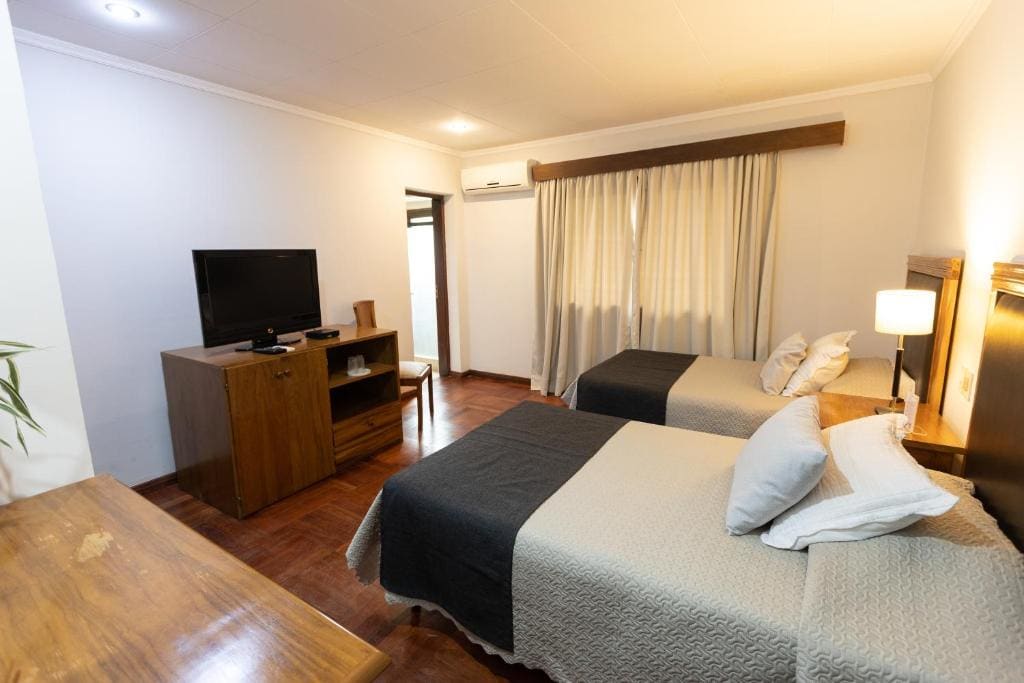 Twin Room room - Image 1